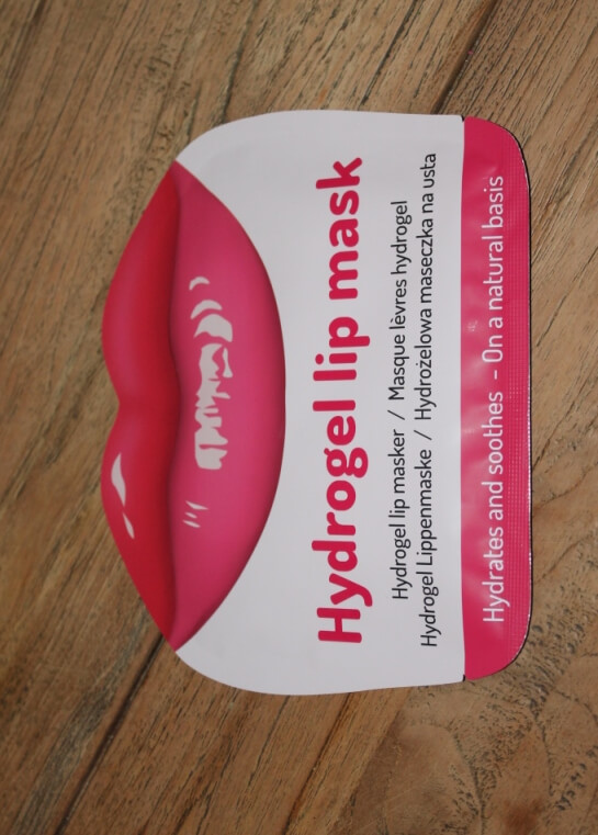 Hydrogel lip mask