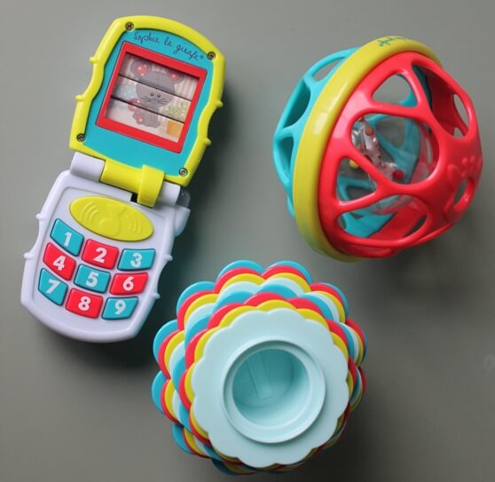Sophie de giraf early learning toys set