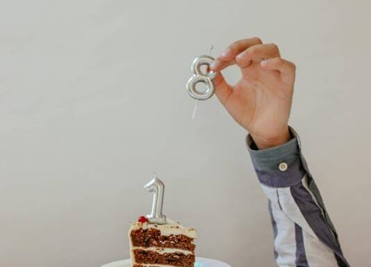 Wat moet je regelen als je kind 18 wordt en zelf een zorgverzekering nodig heeft?