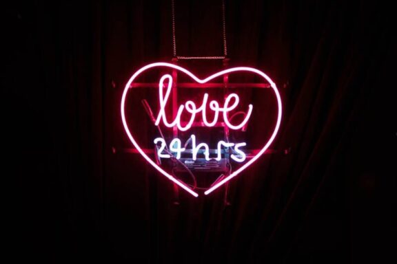 Het liefdesleven van Kylian Mbappé: Feiten over zijn vriendin en relaties